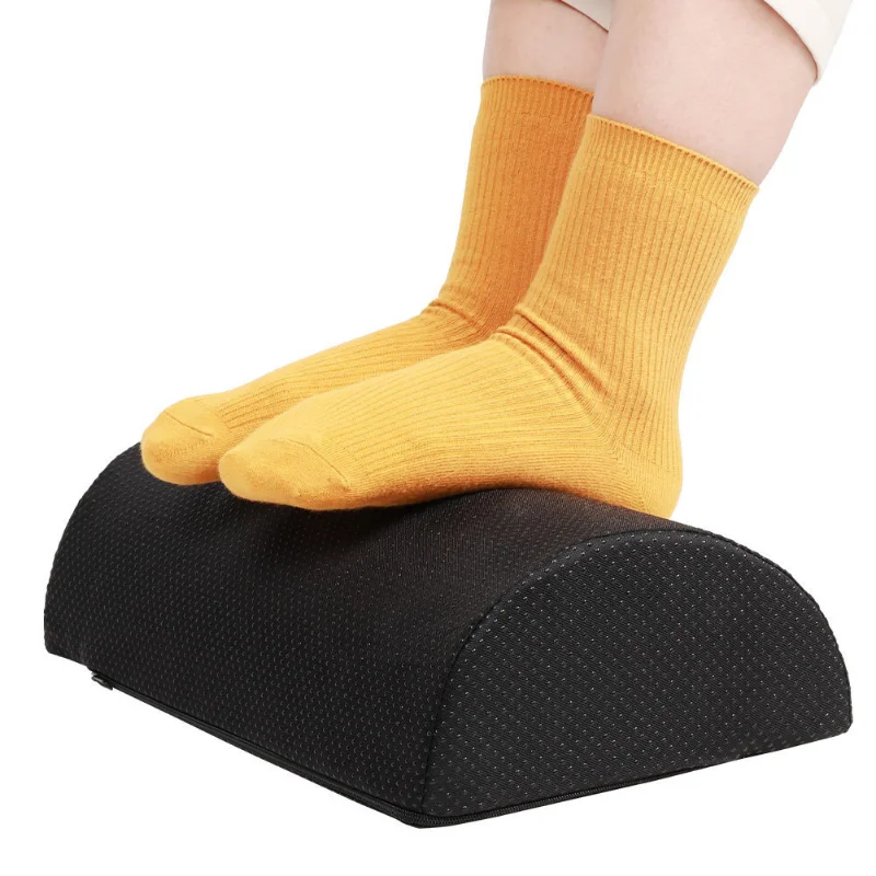 Półokrągła poduszka pod stopy  – Office Footrest Cushion recenzja i cena