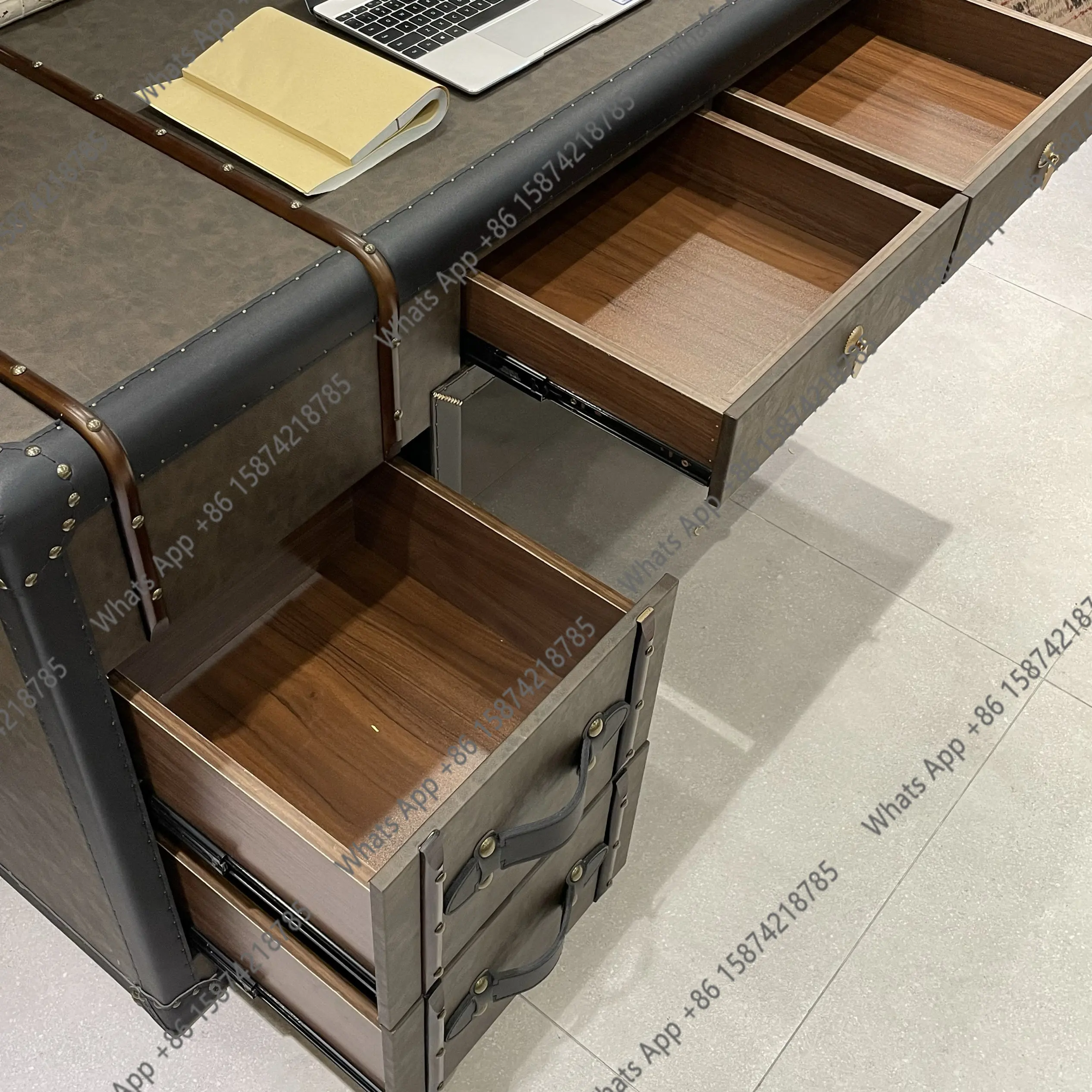 Biurko Prezydenckie w Stylu Re – Office Furniture Second Hand recenzja i cena
