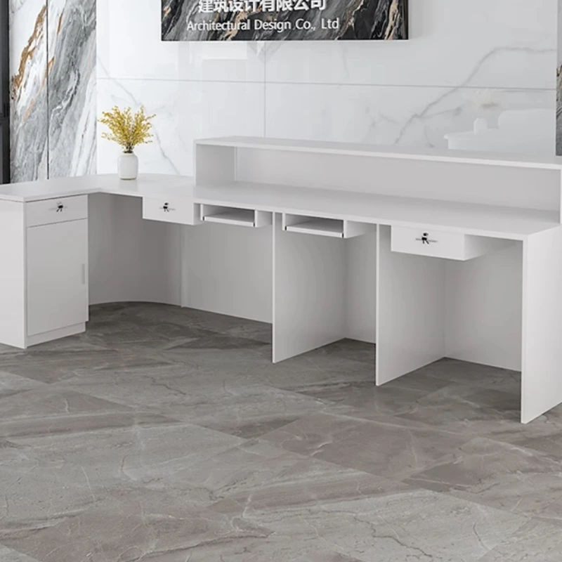 Luksusowe biurko recepcyjne z  – Office Furniture Bali recenzja i cena